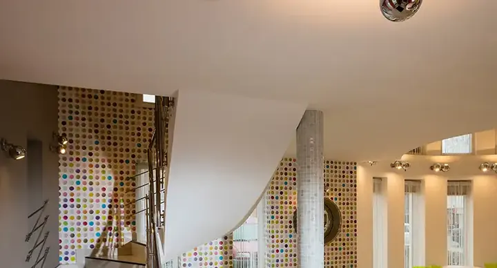 Karl Kávézó és Fagylaltozó - Komfort Centrum