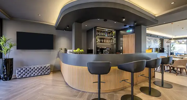 Riva Prestige Hotel**** - Komfort Centrum