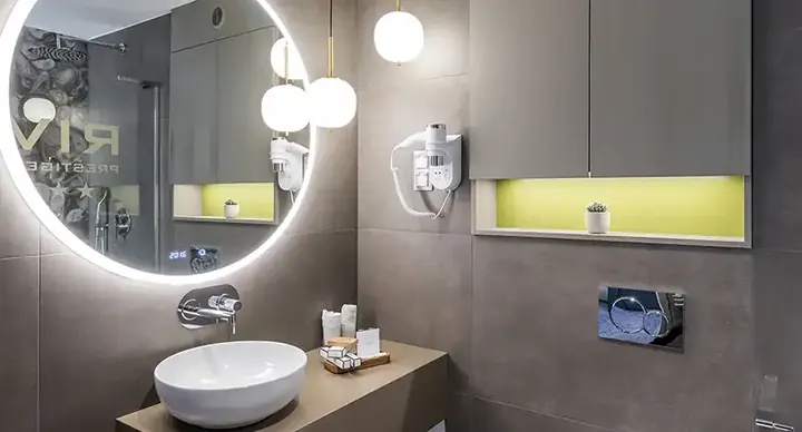Riva Prestige Hotel**** - Komfort Centrum
