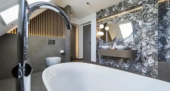 Riva Prestige Hotel**** - Komfort Centrum